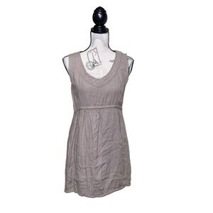 Elegant Tan Sleeveless Dress